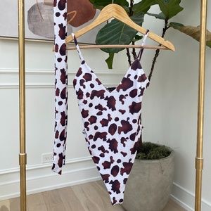 I saw it first onepiece swimwear with belt Size US4